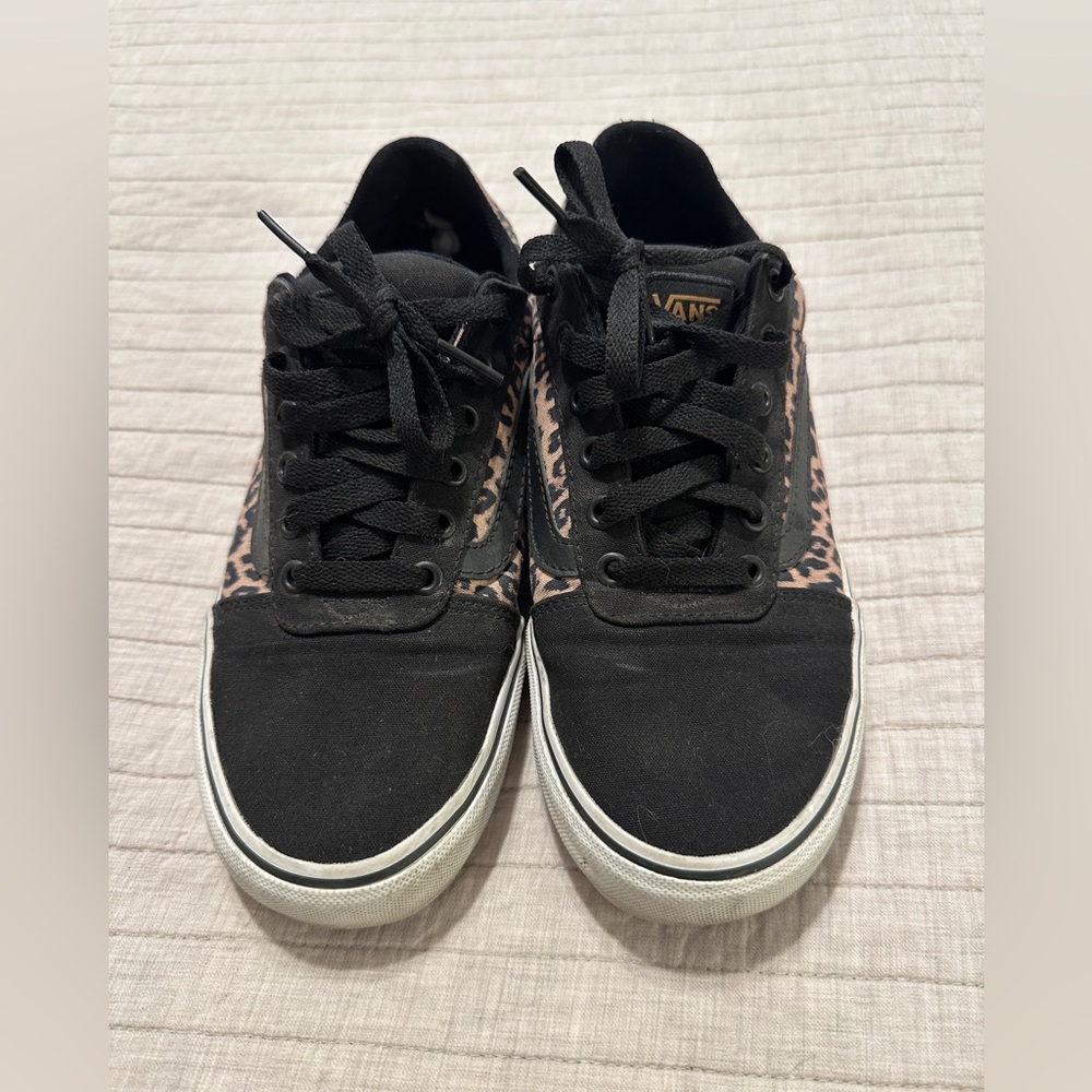 Vans Old Skool - cheetah & black - womens size 8.5